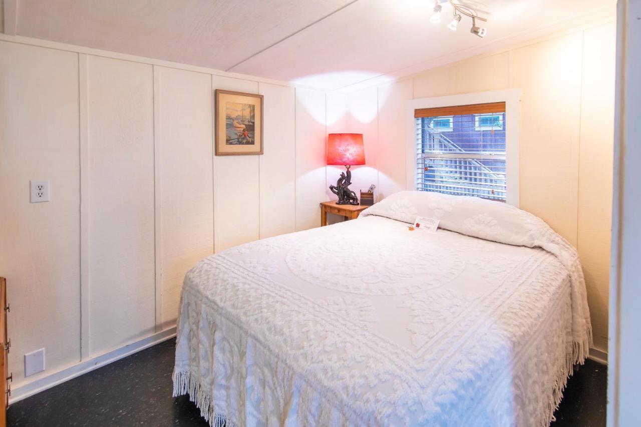 Hibiscus Coffee & Guesthouse Grayton Beach Extérieur photo