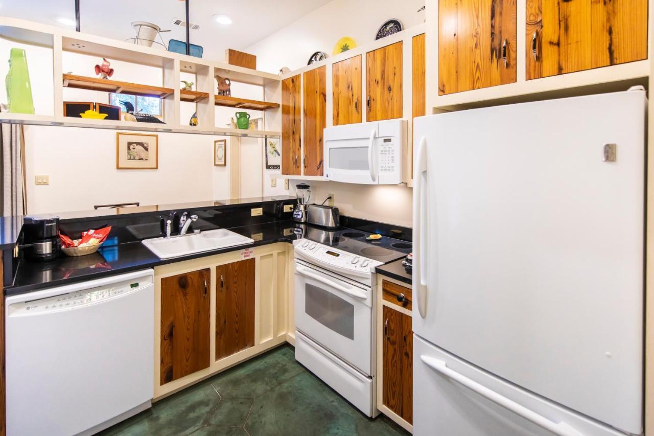 Hibiscus Coffee & Guesthouse Grayton Beach Extérieur photo