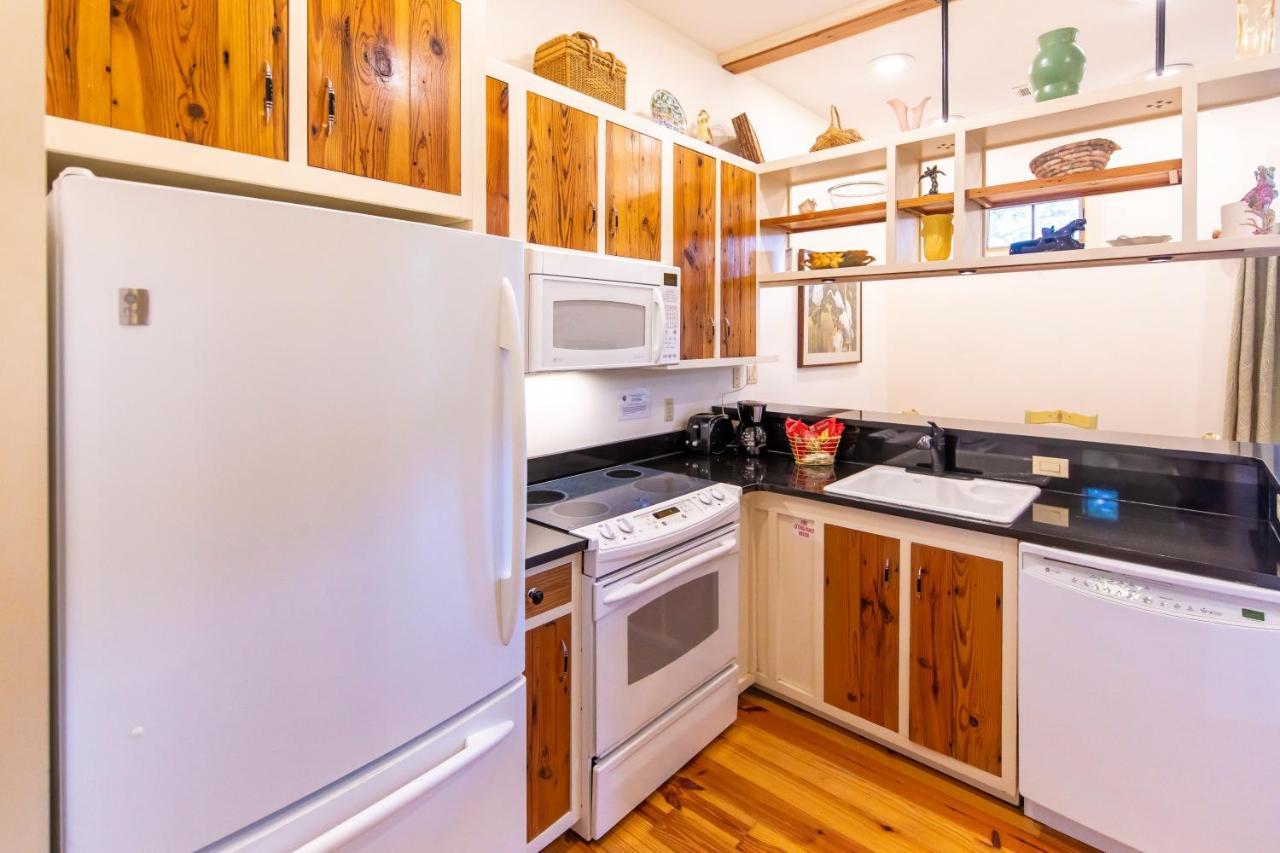 Hibiscus Coffee & Guesthouse Grayton Beach Extérieur photo