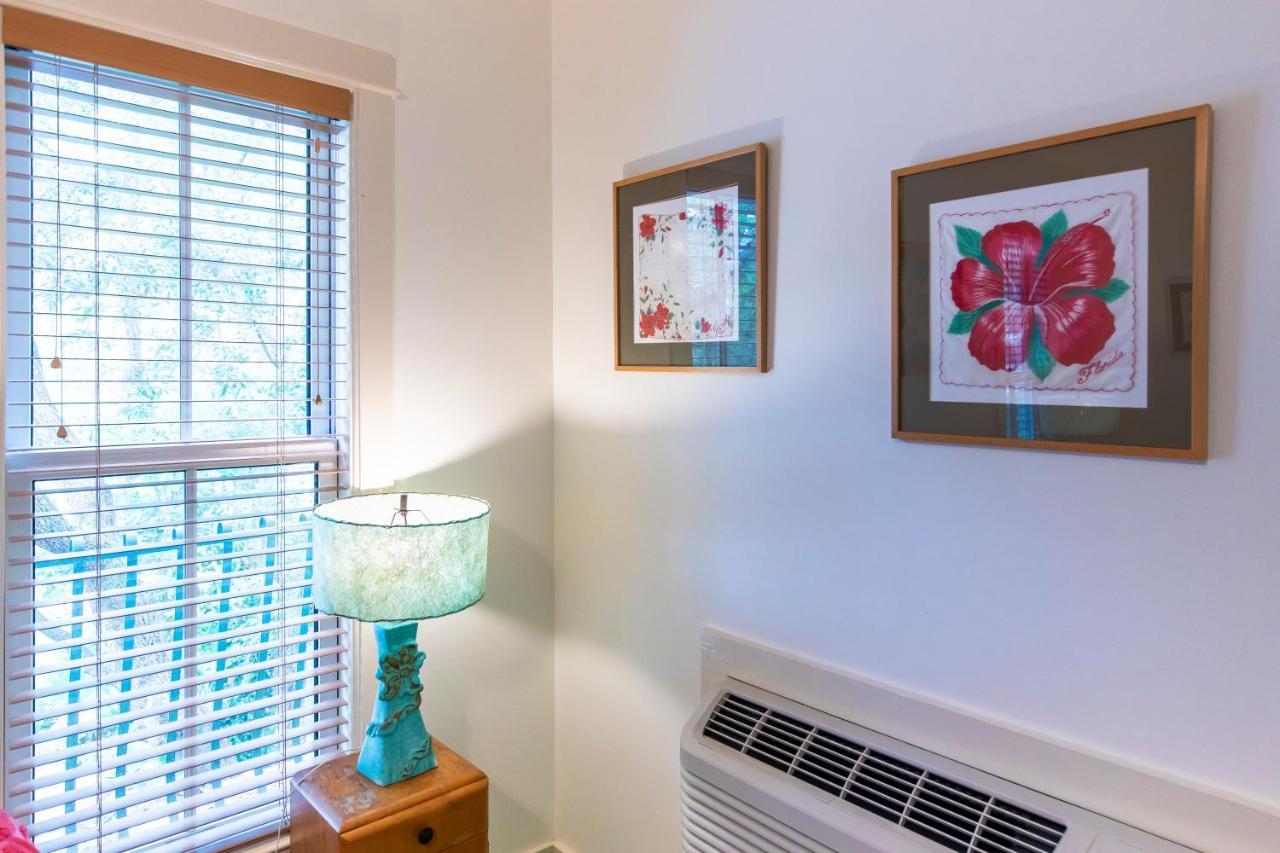 Hibiscus Coffee & Guesthouse Grayton Beach Extérieur photo