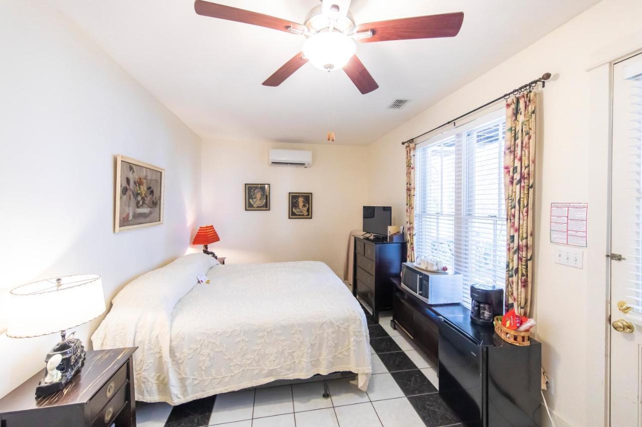 Hibiscus Coffee & Guesthouse Grayton Beach Extérieur photo