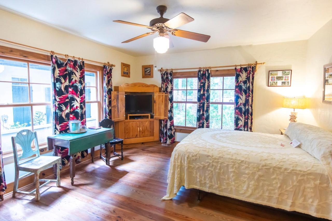 Hibiscus Coffee & Guesthouse Grayton Beach Extérieur photo